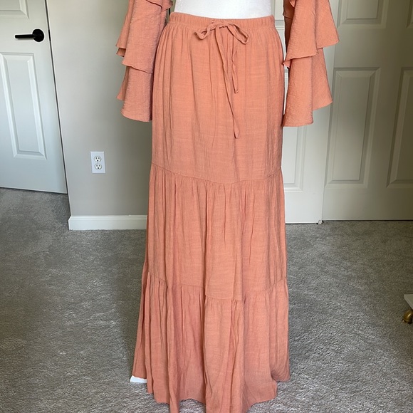 Skylar Rose Lelia Tiered Maxi Skirt Set - Picture 6 of 16